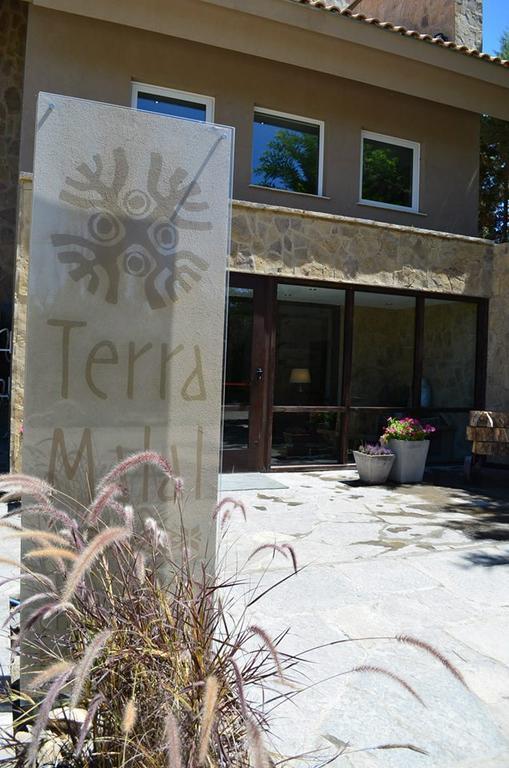 ホテル Terra Malal チョス・マラル エクステリア 写真